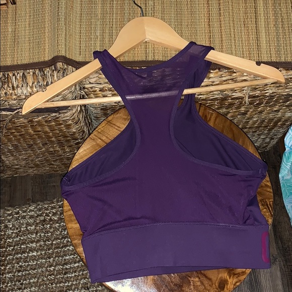 Gymshark Top - Picture 2 of 4